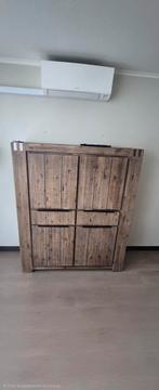 BASSANO opbergkast/barkast van acaciahout, Ophalen, Gebruikt