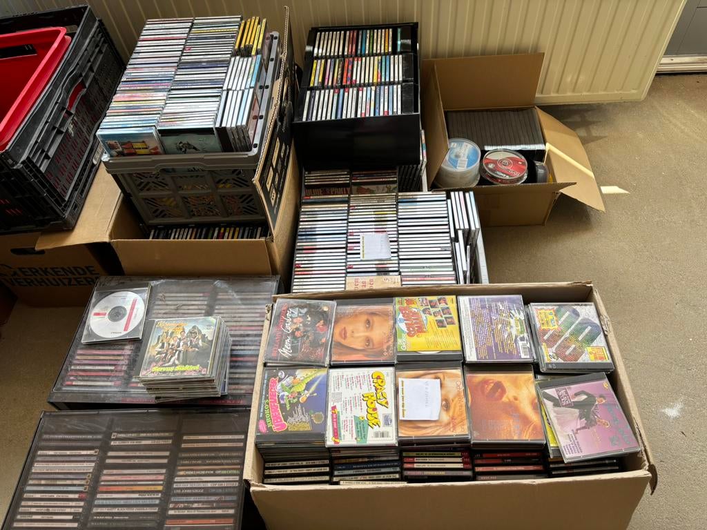 CD’s verschillende verzamel hits, Ophalen, Zo goed als nieuw