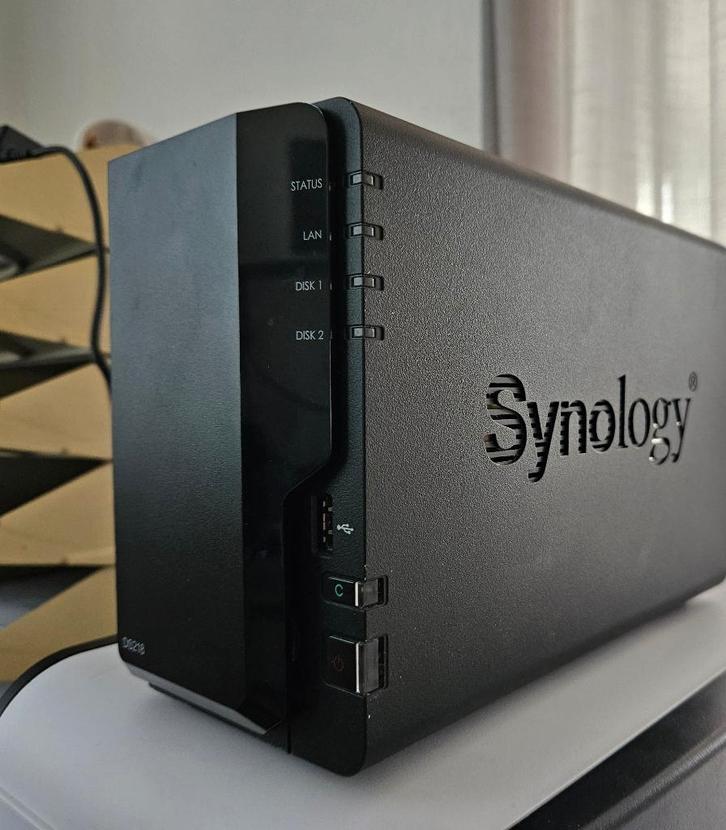 Synology DS218 NAS cpl, Computers en Software, NAS, Zo goed als nieuw, Ophalen