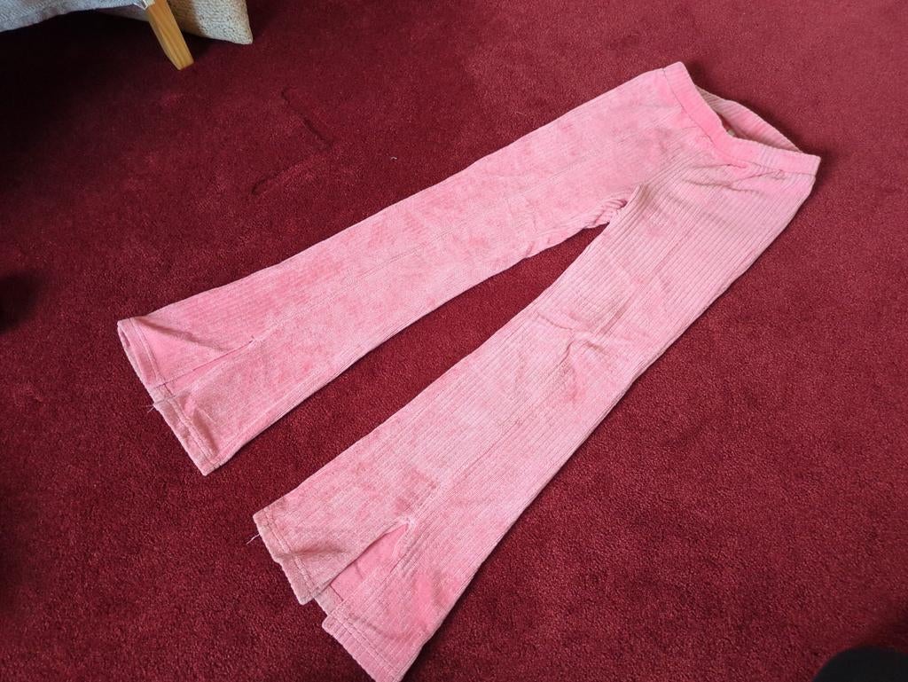 Roze corduroy broek met wijd uitlopende pijpen, Ophalen of Verzenden, Gebruikt, Meisje, Broek