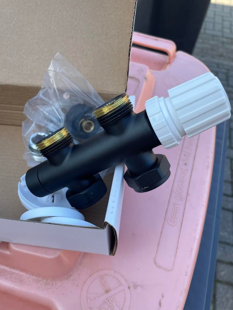 Thermostatisch Onderblok Recht Nieuw in Doos radiator kraan, Ophalen of Verzenden, Nieuw