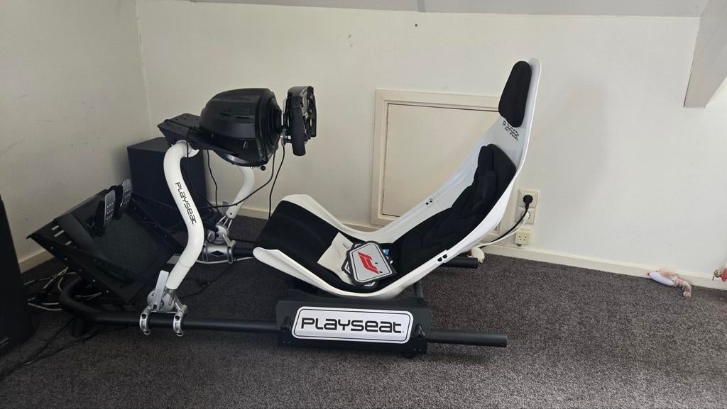 F1 Race Simulator met Thrustmaster SF1000 Stuur, 1 speler, Ophalen, Zo goed als nieuw, Racen en Vliegen