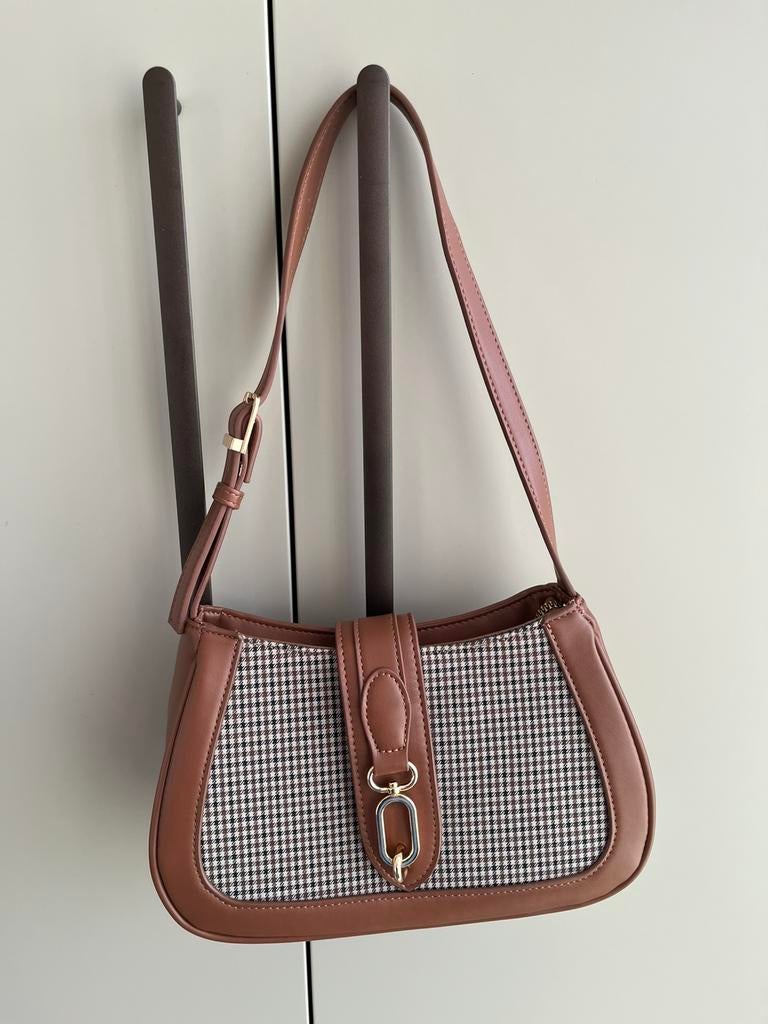 Primark schoudertas bruin, Sieraden, Tassen en Uiterlijk, Tassen | Damestassen, Ophalen of Verzenden, Nieuw, Bruin, Schoudertasje