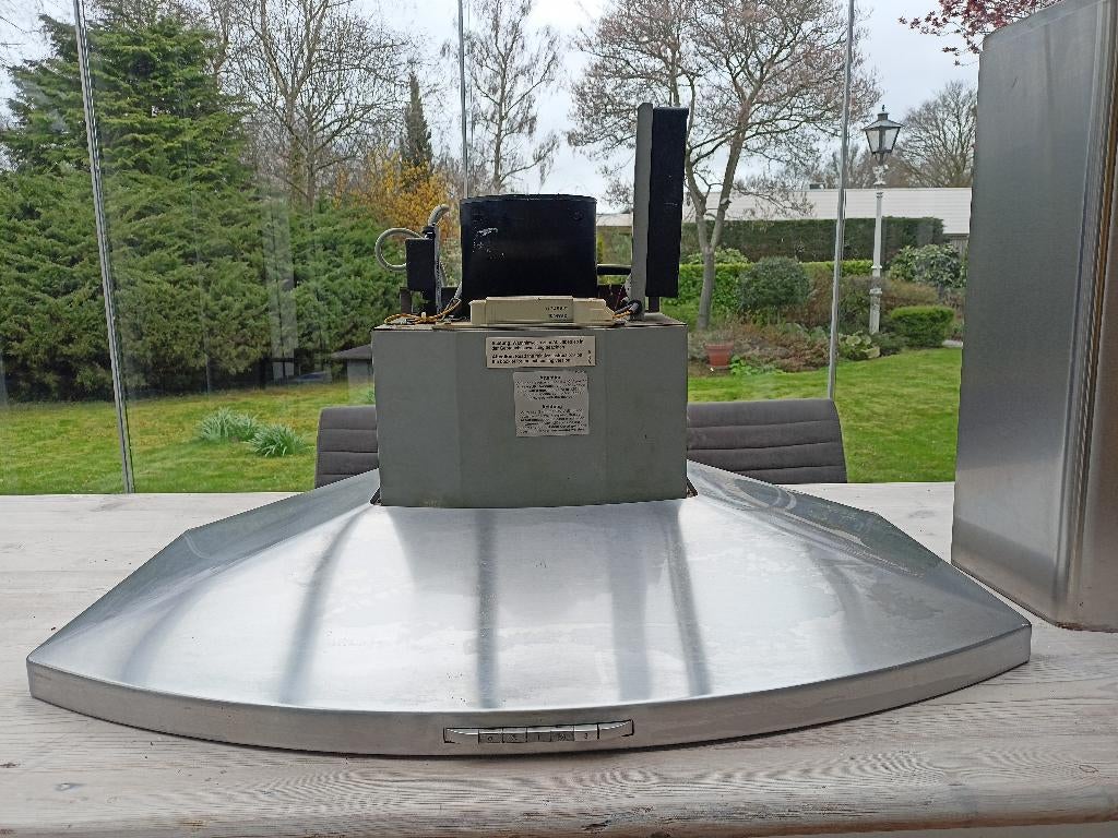 Afzuigkap, Witgoed en Apparatuur, Afzuigkappen, Ophalen, Gebruikt, 200 tot 400 m³ per uur, Eilandschouwkap