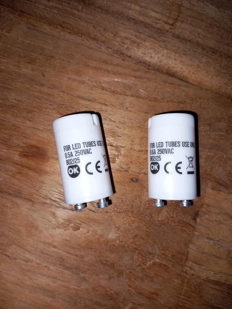 Led TL starter 2 stuks nieuw gratis, Hobby en Vrije tijd, Elektronica-componenten, Ophalen of Verzenden, Nieuw