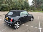 Mini 1.6 16V ONE Cabrio 2006 Zwart, Auto's, 4 cilinders, Cabriolet, 4 stoelen, Zwart
