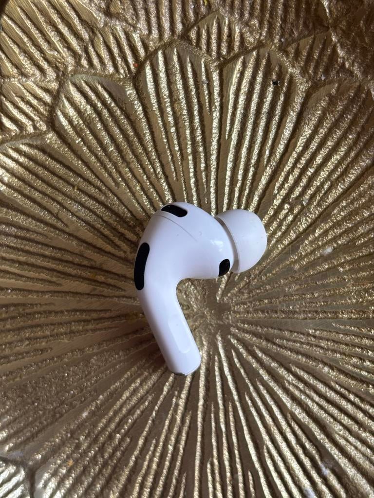 Rechter oortje Apple AirPods Pro 3, Overige merken, -, Ophalen of Verzenden, Zo goed als nieuw
