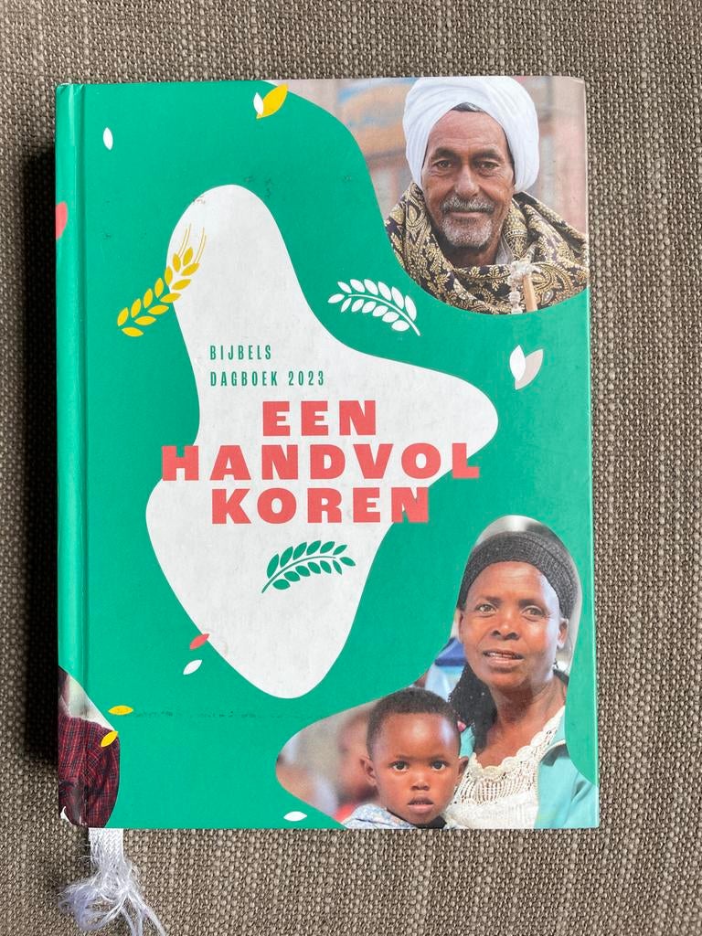 Een handvol koren - Bijbels Dagboek 2023, Boeken, Ophalen of Verzenden, Zo goed als nieuw, Christendom | Protestants