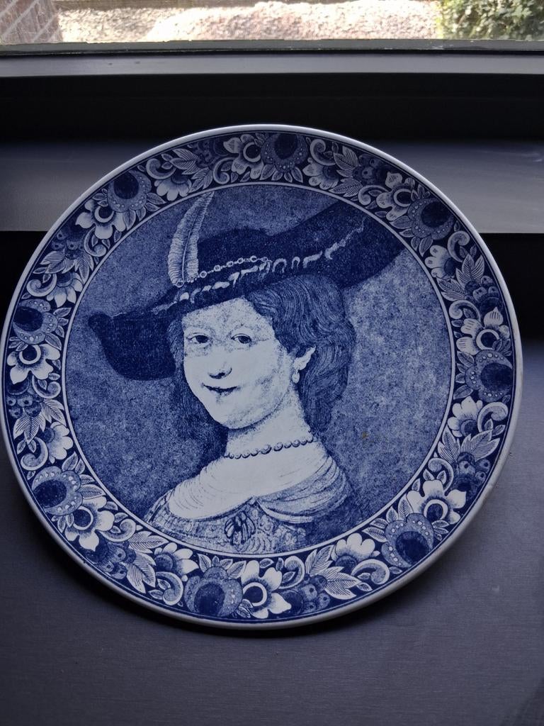 Delfts Holland sierbord met  Saskia vrouw van Rembrandt, Antiek en Kunst, Ophalen of Verzenden