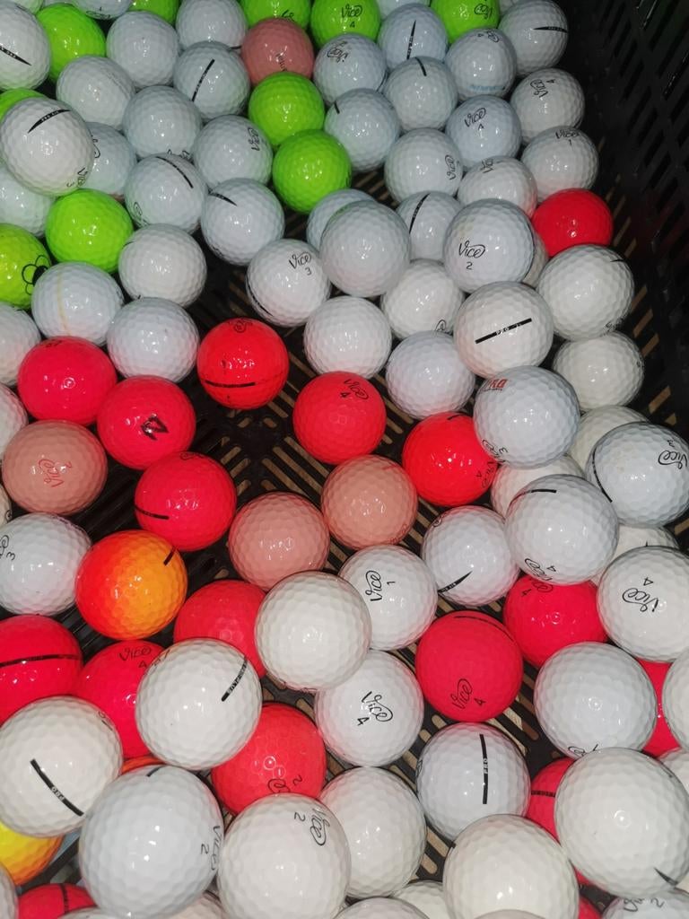 Vice pro golfballen 50 stuks AAAA kwaliteit super deal, Ophalen of Verzenden, Zo goed als nieuw, Bal(len)