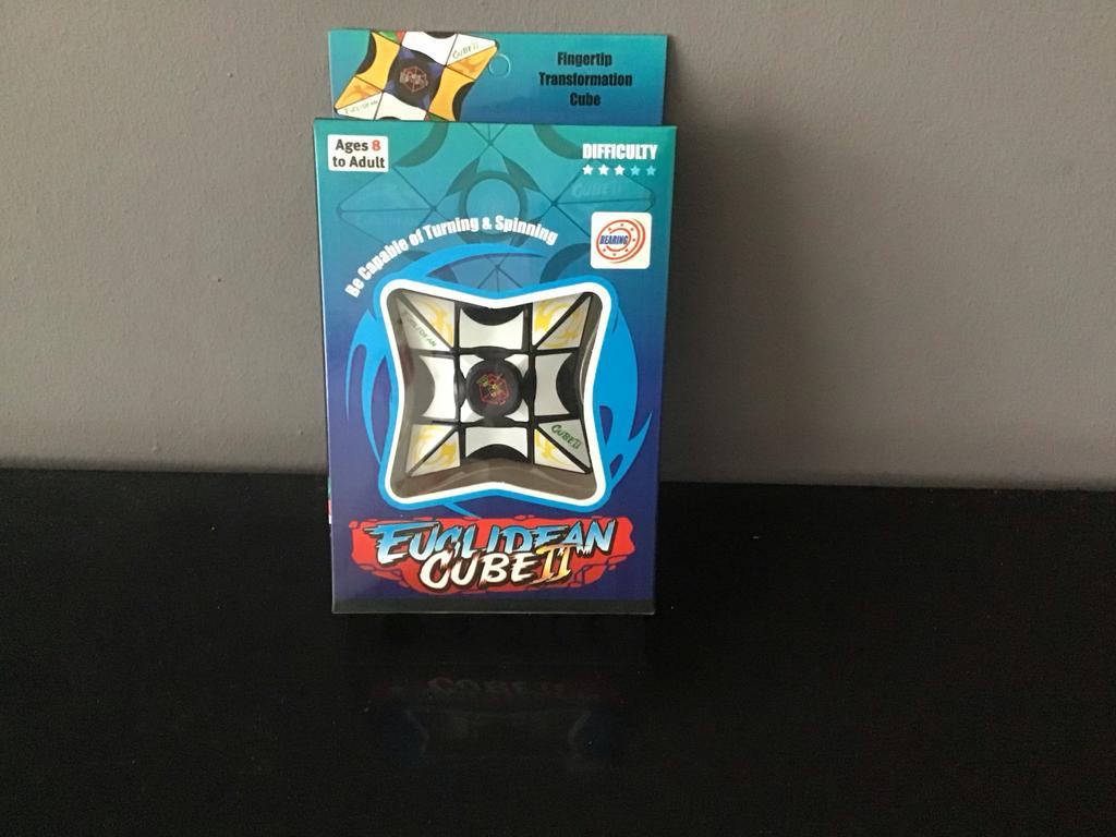 Euclidean Cube II, Ophalen, Nieuw, Jongen of Meisje