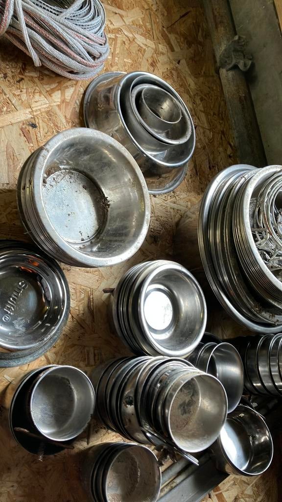 Voer drinkbakjes, Dieren en Toebehoren, Hondenvoerbakken en Drinkbakken, Ophalen of Verzenden, Gebruikt