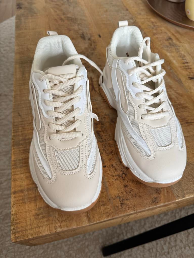 Super leuke sneakers, Ophalen of Verzenden, Gedragen, Wit, Sneakers of Gympen