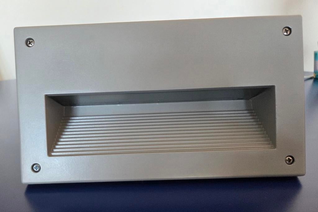 Inbouw/ opbouw verlichting voor buiten in koof/ muur/schuur, Huis en Inrichting, Ophalen