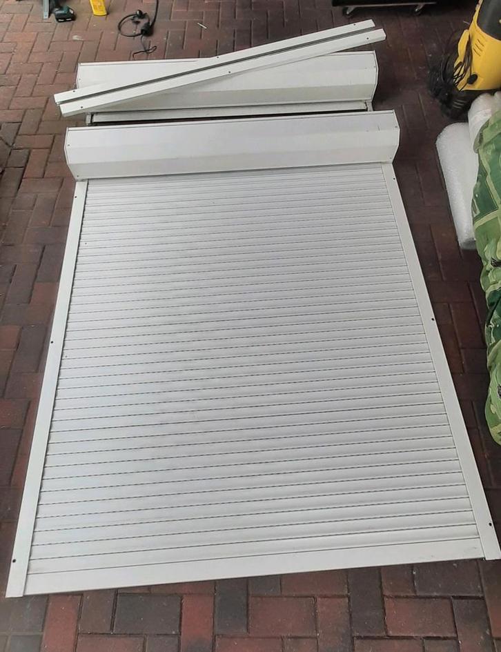 2x rolluik wit, Doe-het-zelf en Verbouw, Rolluiken, Gebruikt, Wit, Ophalen