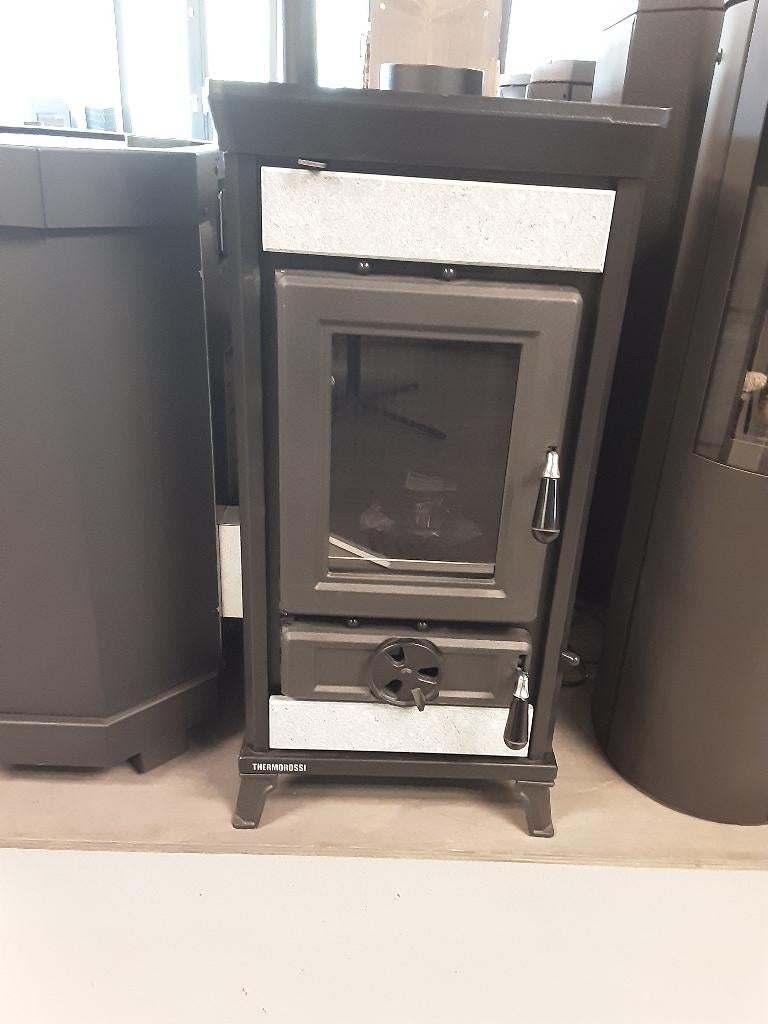 Houtkachel Thermorossi Sofia EVO6 Stone Showroommodel, Ophalen, Vrijstaand, Hout, Nieuw