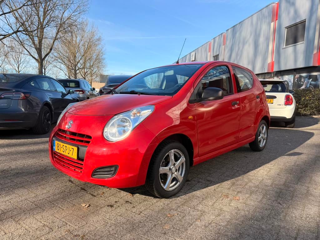Suzuki Alto 1.0 Rood airconditioning/electronische ramen, Voorwielaandrijving, 200 kg, 4 stoelen, Origineel Nederlands
