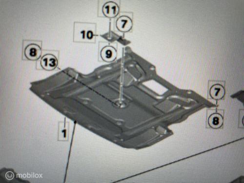 Bodemplaat BMW 5-serie F10  51758035971 / 51757209540, Ophalen, Gebruikt, BMW, BMW