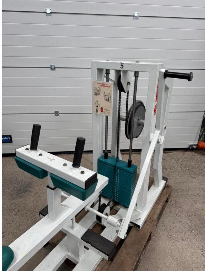 Panatta fantastic line Calf raise / Seated calf / machine, Sport en Fitness, Fitnessmaterialen, Ophalen, Benen, Gebruikt, -