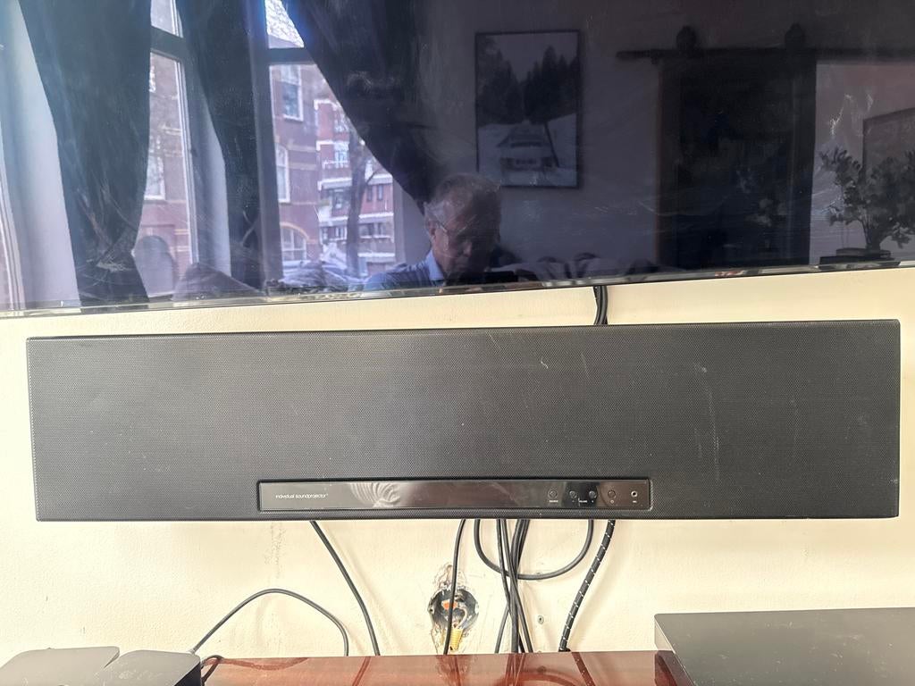 Loewe Individual Soundprojector Soundbar, Ophalen of Verzenden, Gebruikt