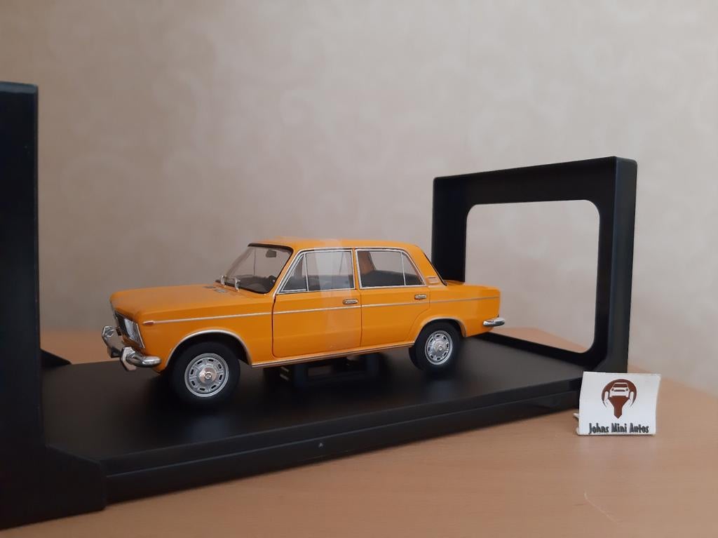 Fiat 125 in oranje van Whitebox 1:24, Overige merken, Auto, Nieuw, Ophalen of Verzenden