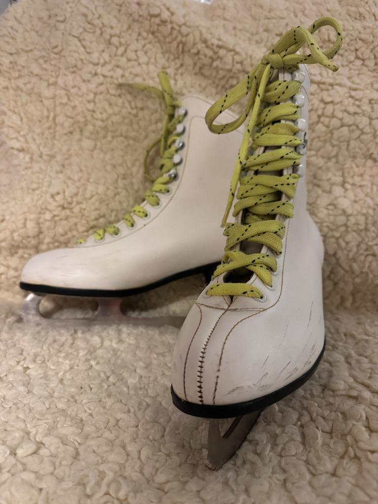 Schaatsen, Sport en Fitness, Schaatsen, Overige merken, Gebruikt, Ophalen of Verzenden, Kunstschaatsen