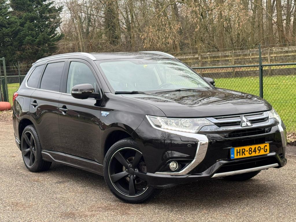 Mitsubishi Outlander 2.0 PHEV instyle /Trekhaak/Navi/Camera/, Auto's, Mitsubishi, 1998 cc, Euro 6, 4 cilinders, 1820 kg