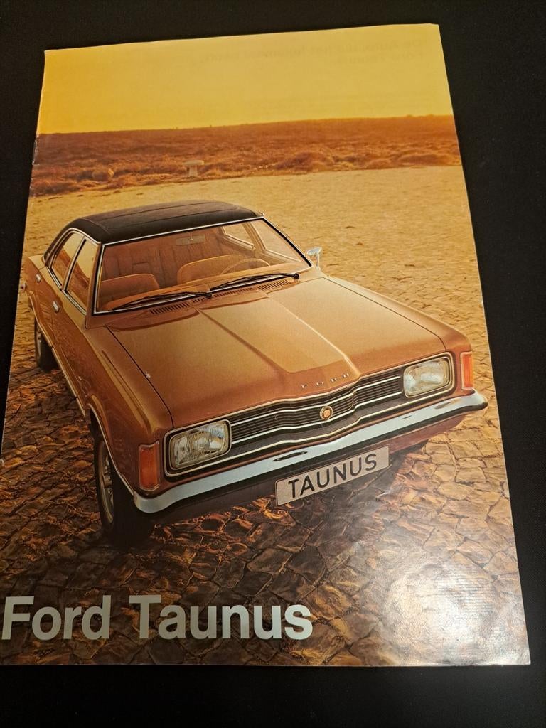 Ford taunus oude brochure, Boeken, Ophalen of Verzenden, Gelezen, Ford