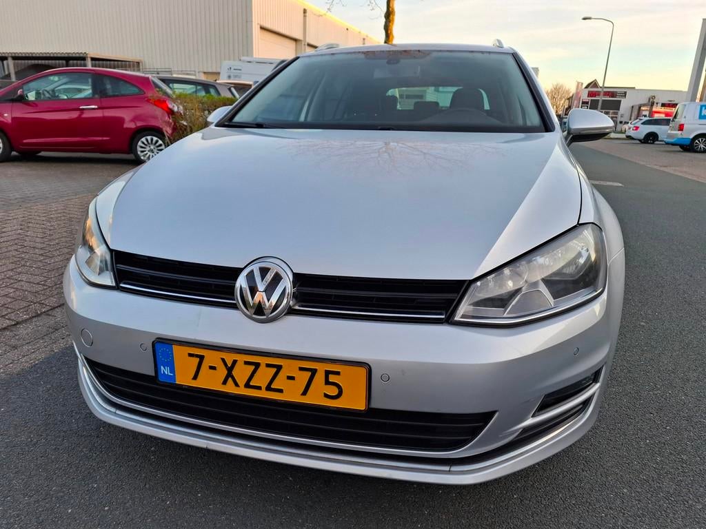 Volkswagen Golf Variant 1.2 TSI Highline CLIMA/CRUISE/NAVI/S, Voorwielaandrijving, Euro 5, Gebruikt, Zwart