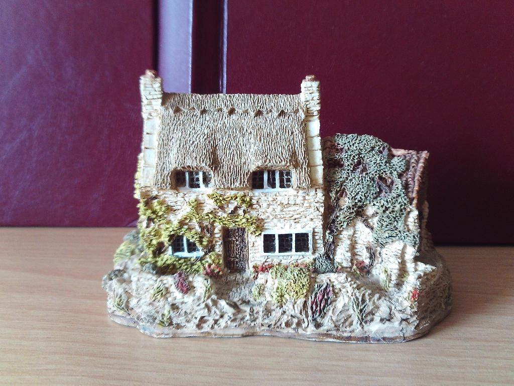 Lilliput Lane - Cobblers Cottage, Verzamelen, Beelden en Beeldjes, Zo goed als nieuw, Overige typen, Ophalen of Verzenden