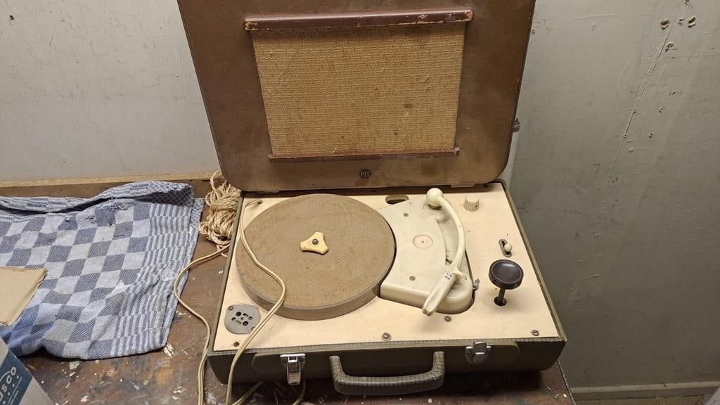 Oude platenspeler, Ophalen of Verzenden, Gebruikt, Overige merken