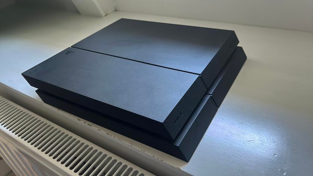 Playstaion 4 500GB, Spelcomputers en Games, Spelcomputers | Sony PlayStation 4, Ophalen, 500 GB, Zo goed als nieuw, Zonder controller