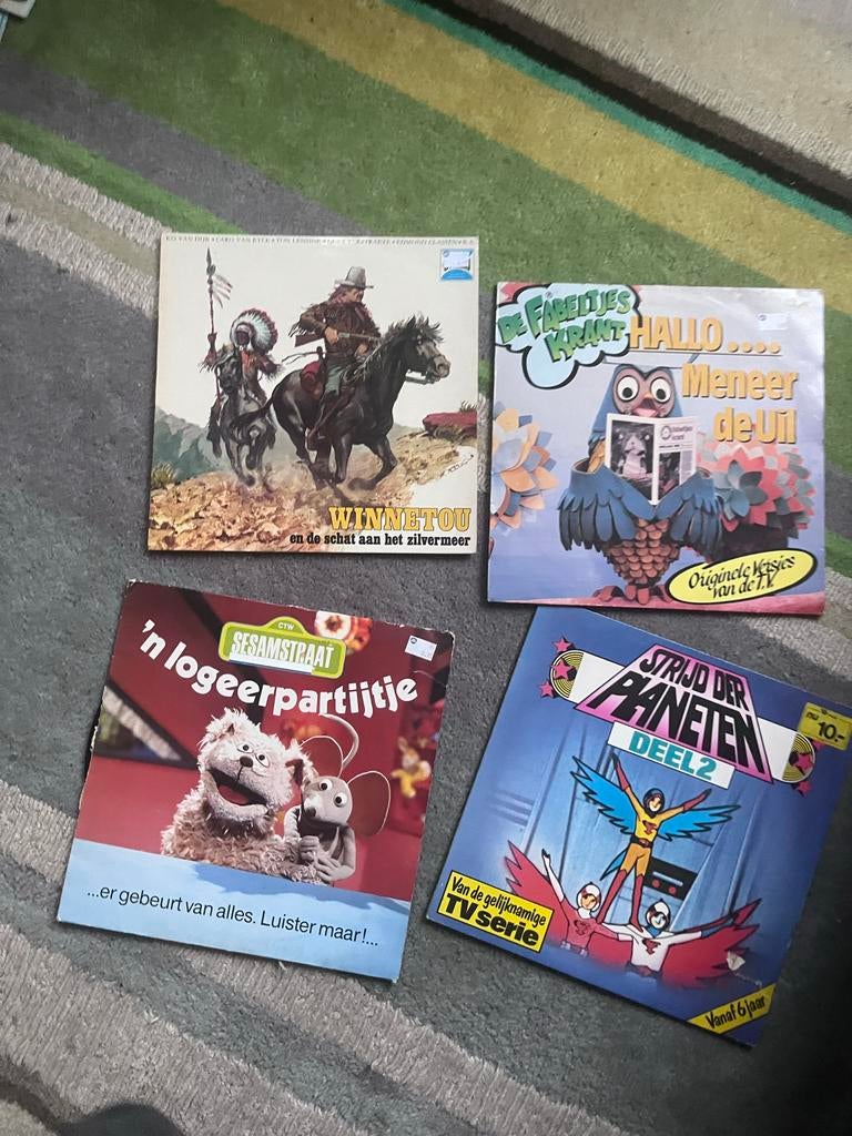 4x Vinyl platen: Winnetou, Fabeltjeskrant, Sesamstraat, Plan, Cd's en Dvd's, Vinyl | Kinderen en Jeugd, Ophalen of Verzenden, Gebruikt
