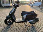 Kymco iOnex elektrische scooter i-Onex incl. Dockingstation, Fietsen en Brommers, Ophalen, Gebruikt, Kymco, Maximaal 45 km/u