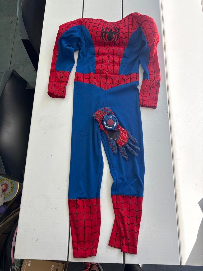 Spiderman Kostuum met Handschoen, maat 122-128, Ophalen of Verzenden, Zo goed als nieuw, 122 t/m 128, Jongen