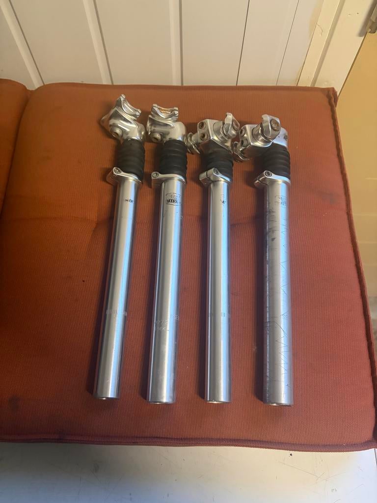 Post Moderne Geveerde Zadelpen - Comfortabel Fietsen, Ophalen, Gebruikt