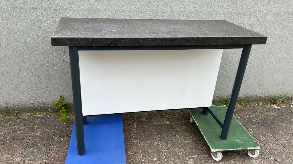 Weegtafel apotheek, Huis en Inrichting, Bureaus, Ophalen