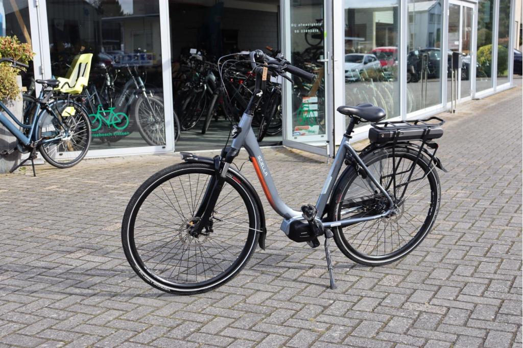 Stella Livorno Shimano Steps l 418wh l 53cm l 2900 km totaal