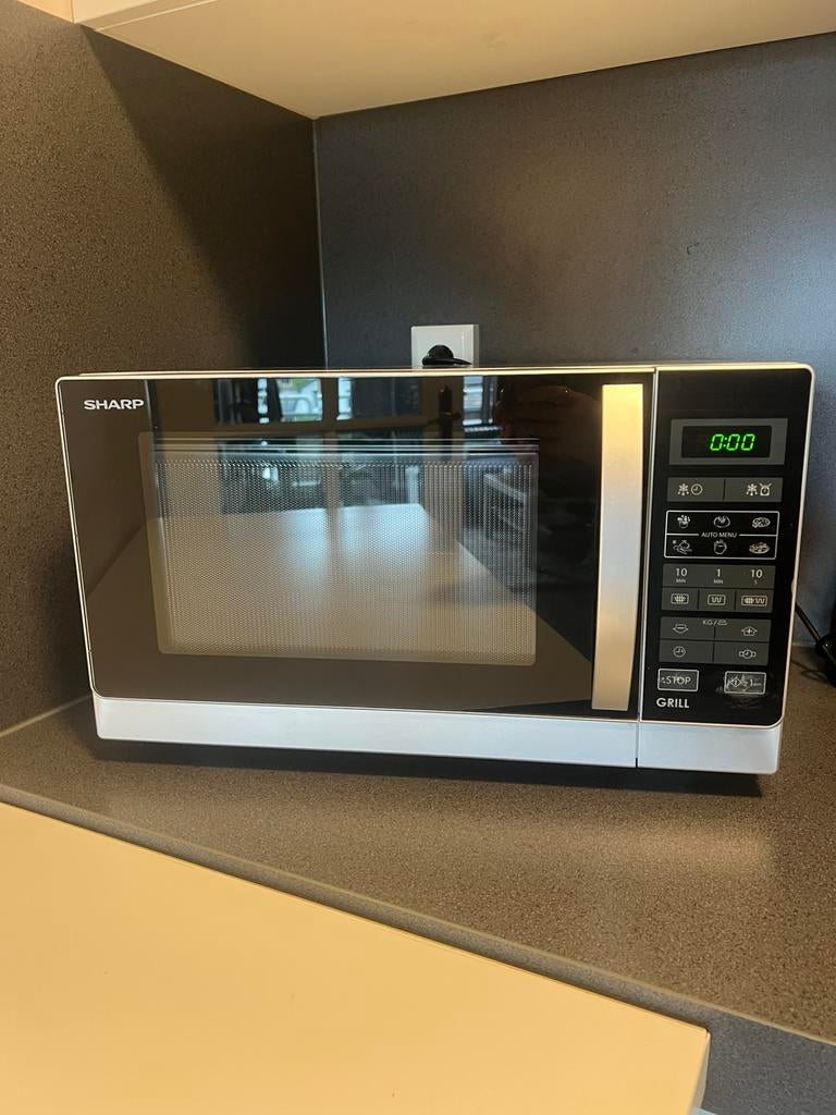 Sharp magnetron, Ophalen, Zo goed als nieuw, Oven