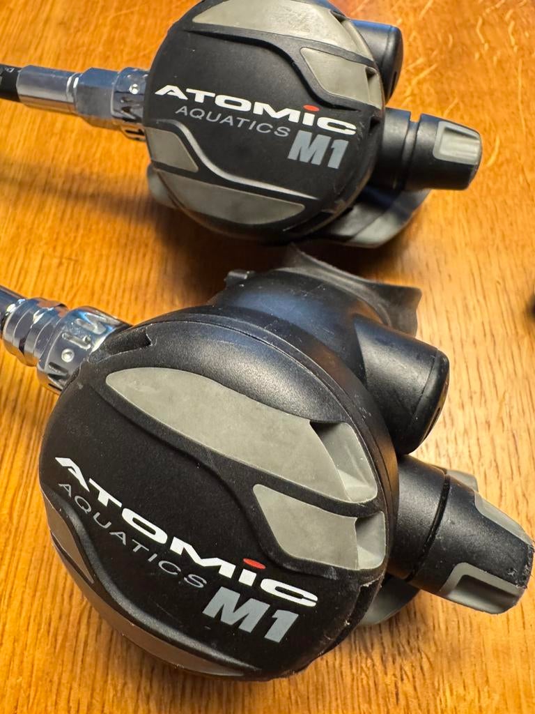 2* Atomic Aquatics M1 DIN 1e + 2e Trap, Ophalen of Verzenden, Gebruikt, Overige typen