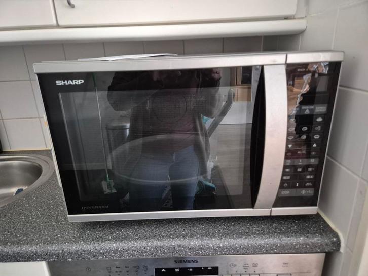 Sharp R970/97ST Combimagnetron - Inverter Technologie, Witgoed en Apparatuur, Magnetrons, Gebruikt, Vrijstaand, Combimagnetron