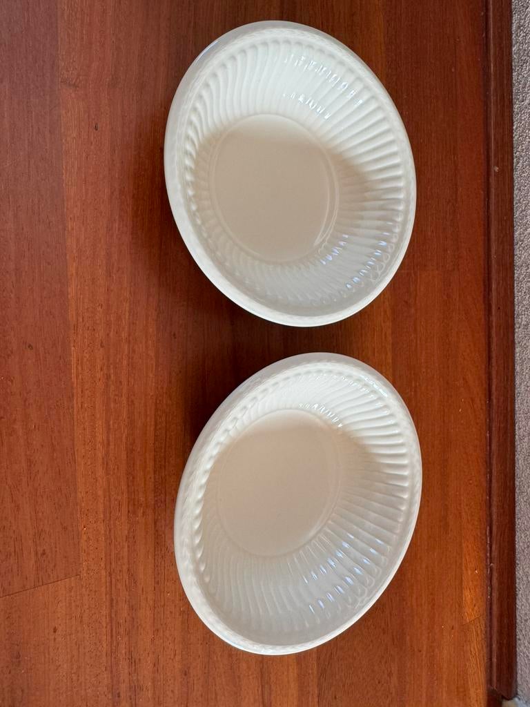 2 Wedgwood EDME dessert bord, Ophalen of Verzenden, Zo goed als nieuw, Bord(en), Wedgwood