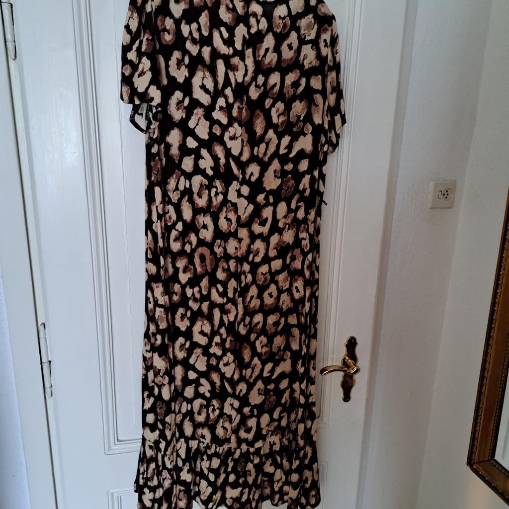 Zomerse lange jurk V-hals met kralen Maat 46, Kleding | Dames, Jurken, Overige kleuren, Maat 46/48 (XL) of groter, Ophalen of Verzenden