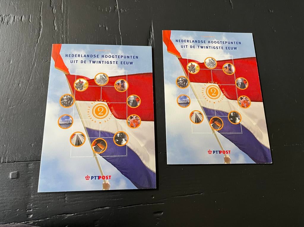 3 Postzegelmapjes: 2x 'Hoogtepunten 20e Eeuw', 1x 'Nederland, Ophalen of Verzenden, Na 1940, Postfris