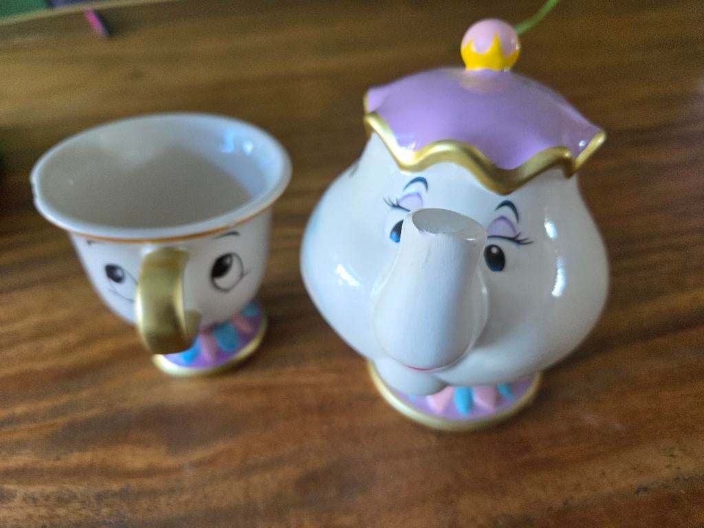Disney Belle en het Beest: Theepot (spaarpot) & Theemok, Verzamelen, Disney, Ophalen, Assepoester of Belle, Zo goed als nieuw