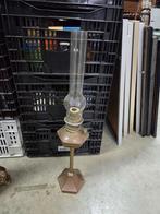 Antieke olielamp, Antiek en Kunst, Antiek | Lampen, Ophalen of Verzenden