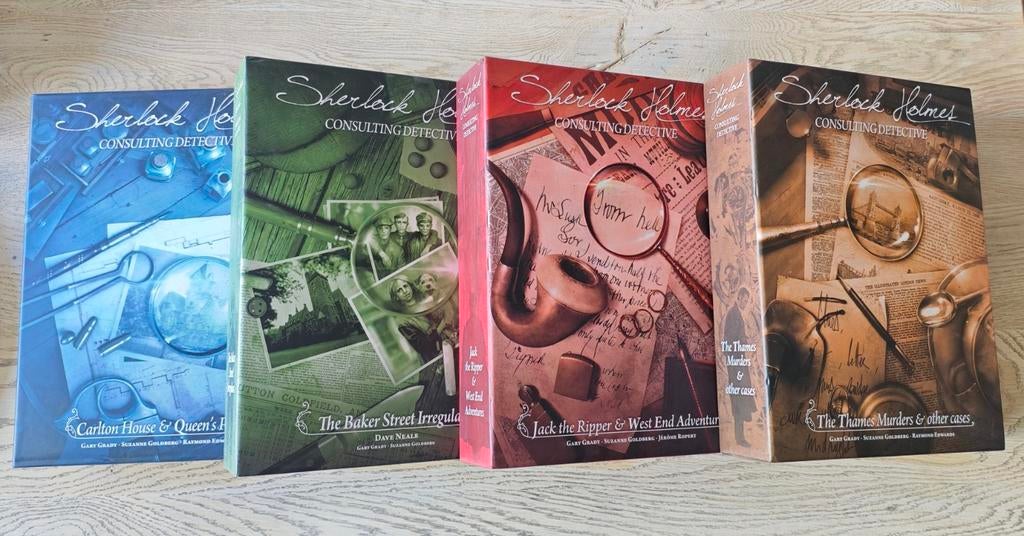 Sherlock Holmes Consulting Detective Bordspel - Set van 4, Hobby en Vrije tijd, Gezelschapsspellen | Bordspellen, Ophalen, Zo goed als nieuw