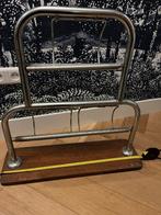 Vintage inpakpapier houder, Ophalen