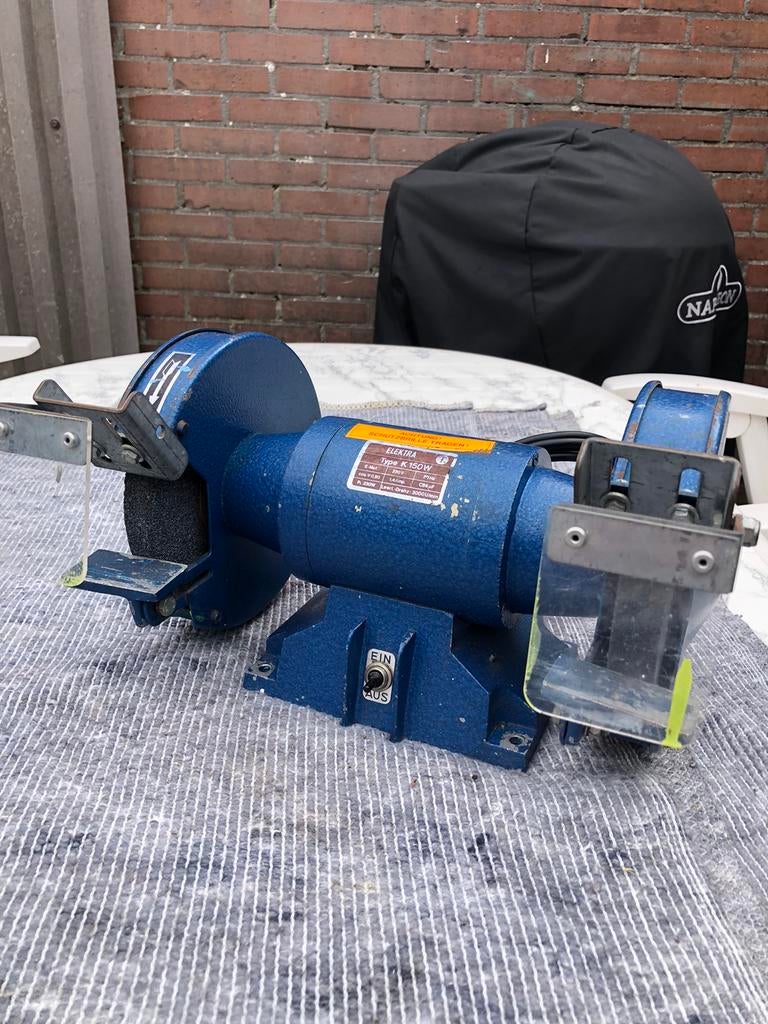 Slijpmachine in goede staat, Doe-het-zelf en Verbouw, Gereedschap | Slijpmachines, Ophalen of Verzenden, Zo goed als nieuw, Minder dan 700 watt