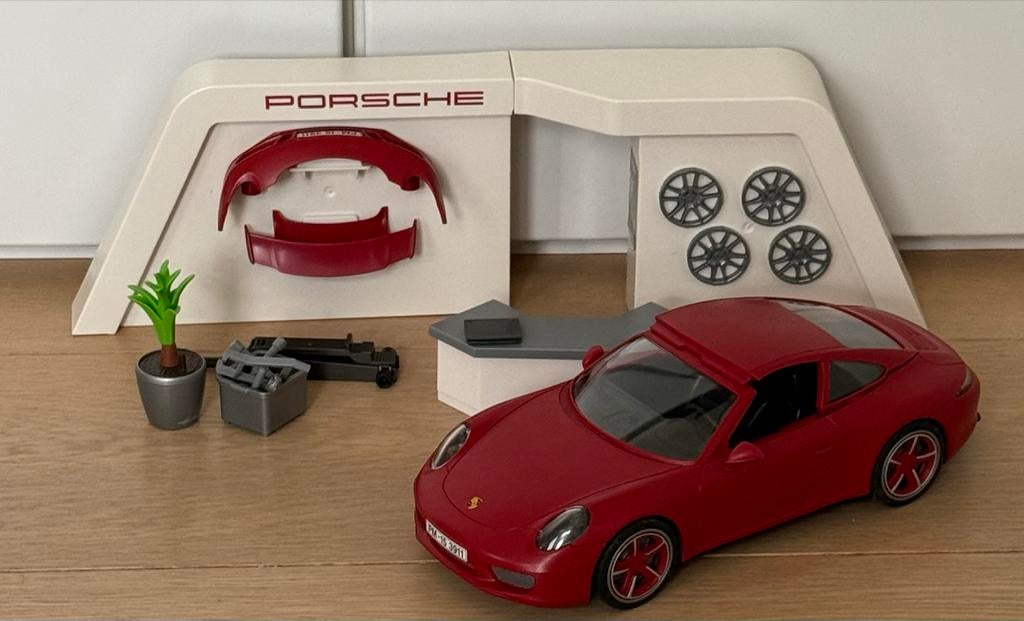 Playmobil Porsche met garage en accessoires, Ophalen of Verzenden, Zo goed als nieuw, Complete set